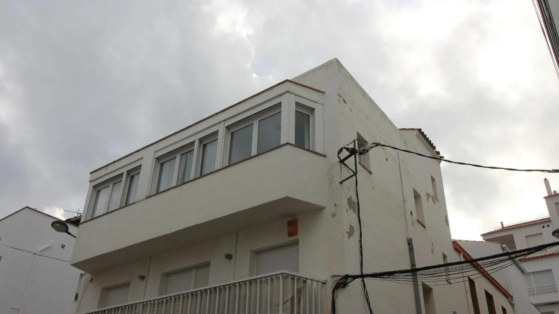 Trafalgar - Apartamento Luminoso Y Muy Amplio En El Mismo Centro Del Puerto De Llanca, A Pocos Metros De La Playa - Es-228-201